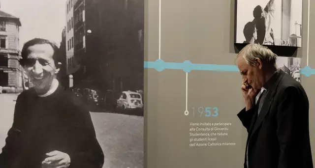 Meeting: Zuppi visita mostra centenario nascita Don Giussani