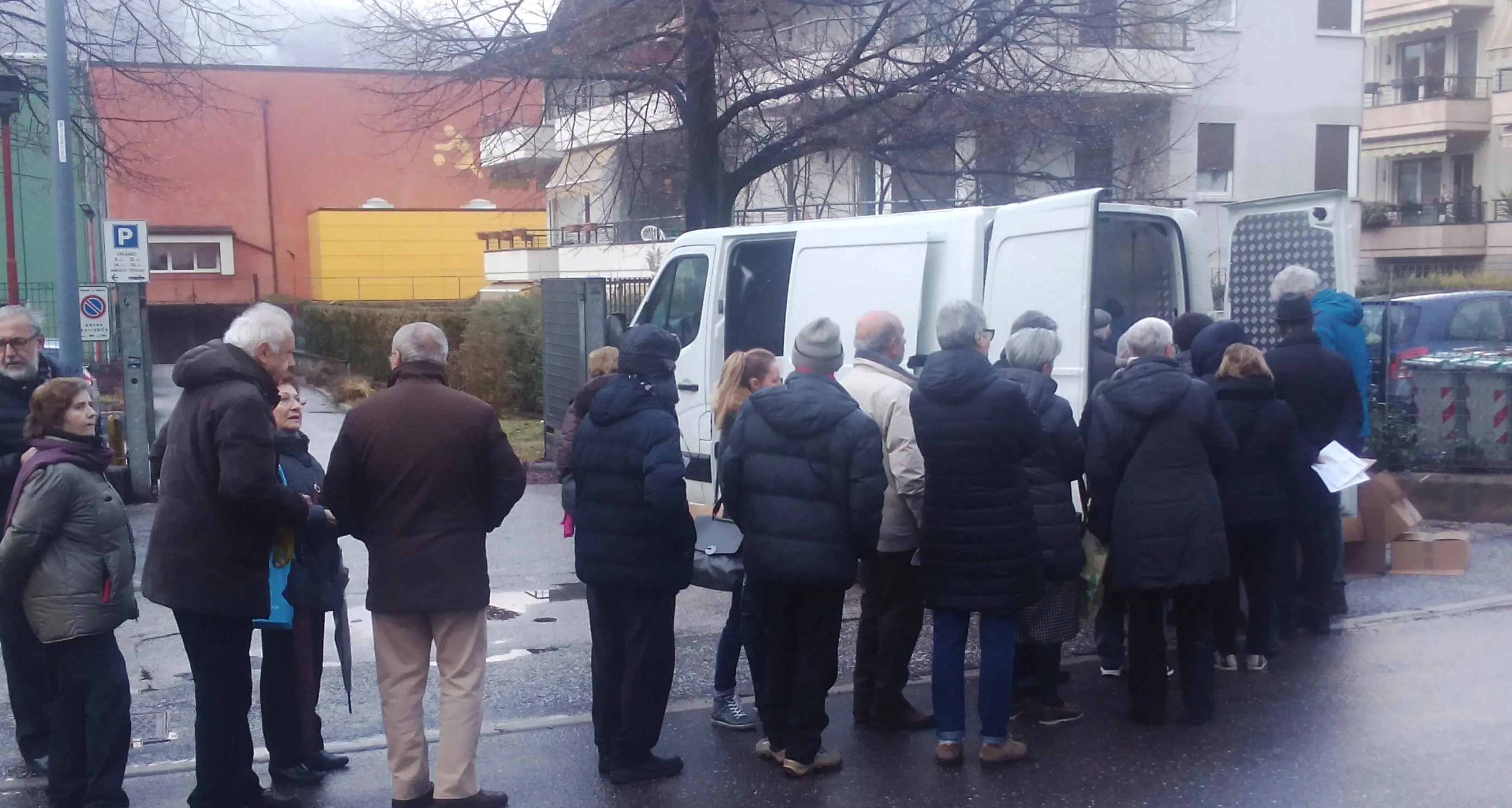 Da gennaio la distribuzione dei sacchetti dei rifiuti urbani a Trento: ecco come e dove ritirarli