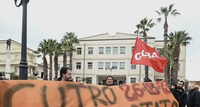 Naufragio: don Ciotti, il problema è chi fa gli affari