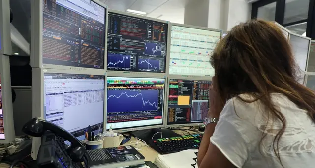 ++ Borsa: Europa conclude in forte aumento, Francoforte +2,5% ++