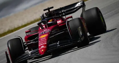 Gp Spagna, Leclerc show: è pole position. Terzo Sainz
