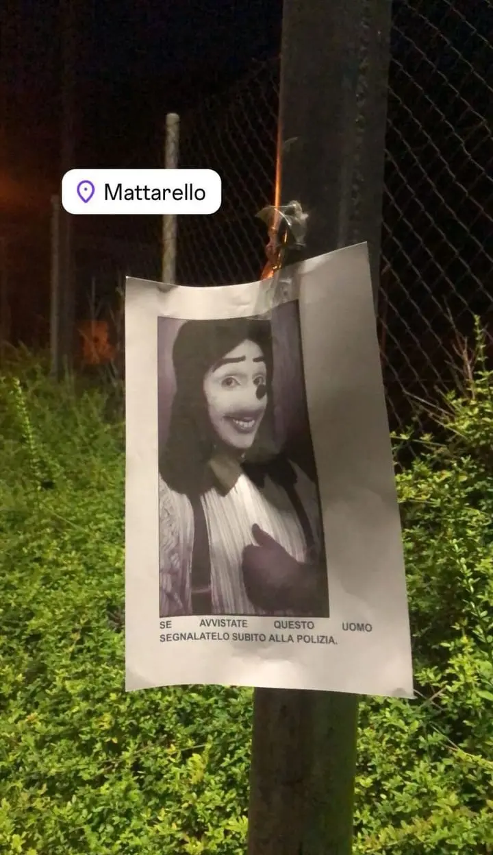 A volte ritornano, il caso Jonathan Galindo: comparsi dei manifesti a Trento del personaggio legato alle sfide social suicide