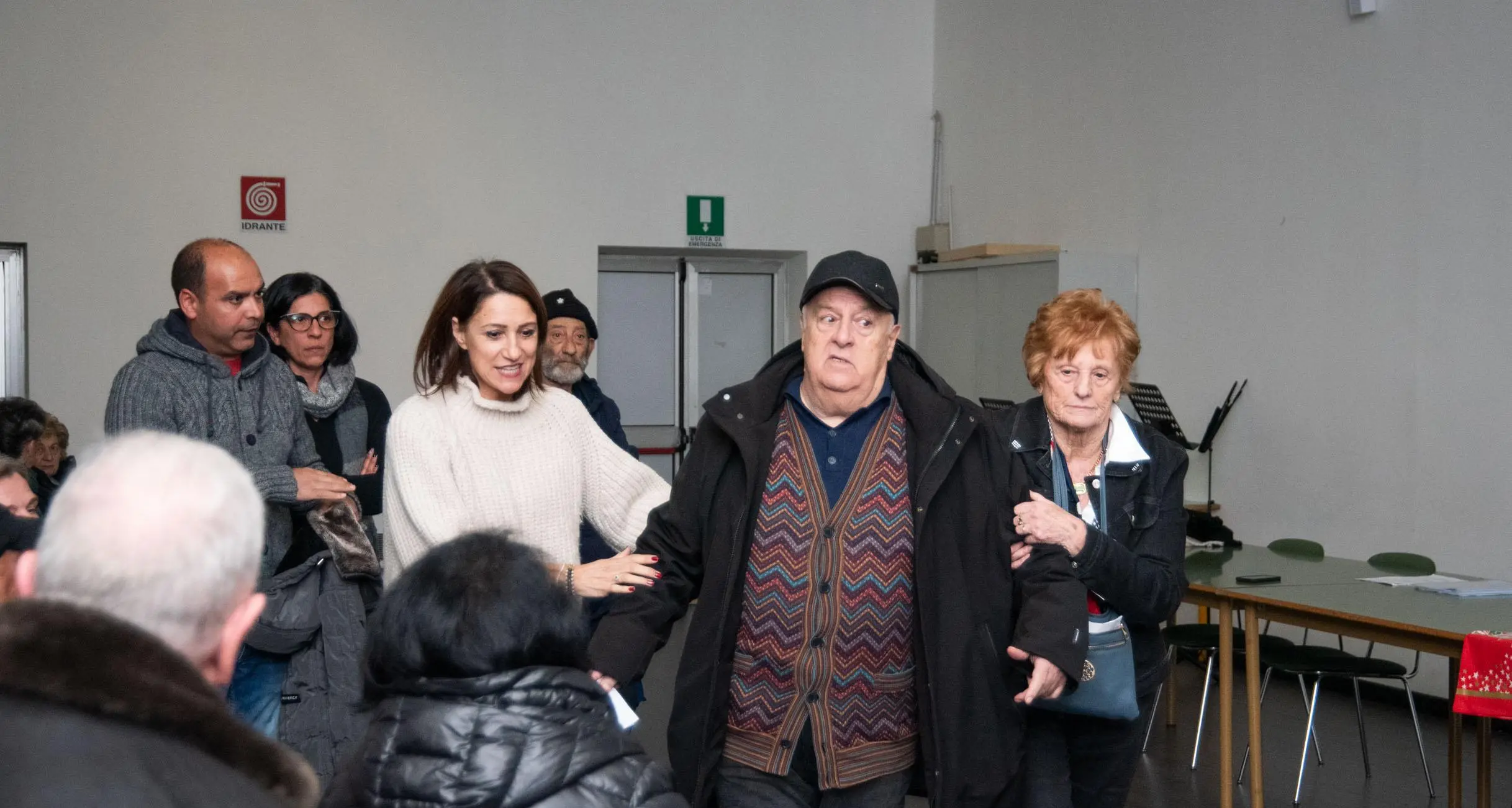 Circolo Pensionati, a Riva del Garda arrivano i carabinieri: clima infuocato per il nuovo direttivo