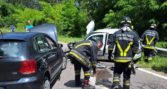 Violento scontro frontale tra Cles e Mostizzolo: 4 feriti