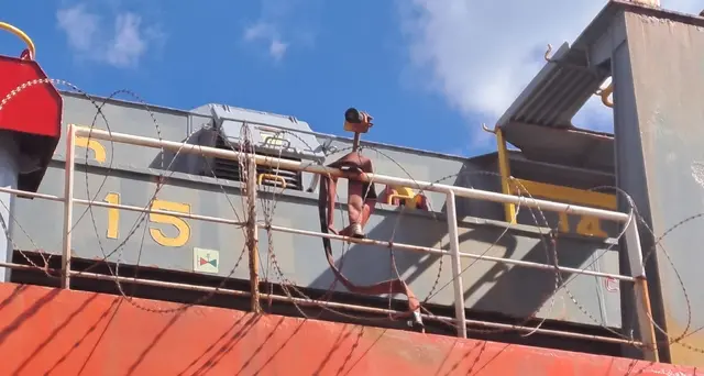 Porti: Genova, filo spinato sulle navi contro pirati e Houthi