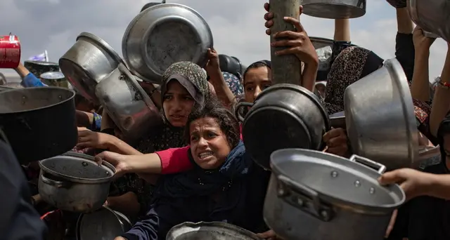 Germania, Francia e Gb: 'Stop al blocco degli aiuti a Gaza'
