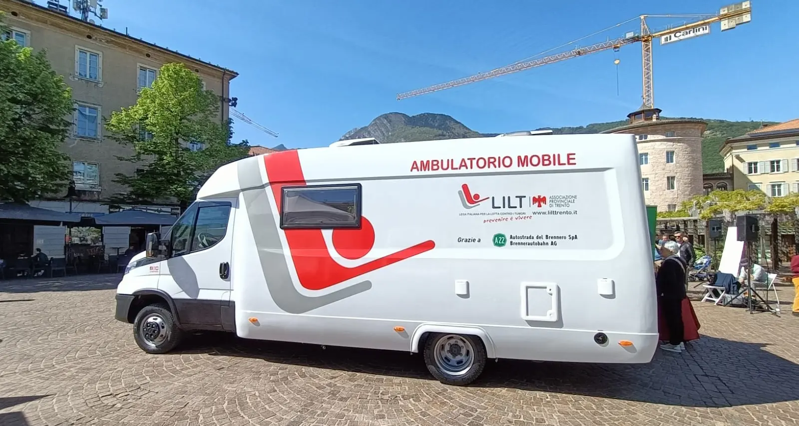 Lilt, contro i tumori un nuovo ambulatorio mobile in collaborazione con A22: un vero «studio medico» su quattro ruote
