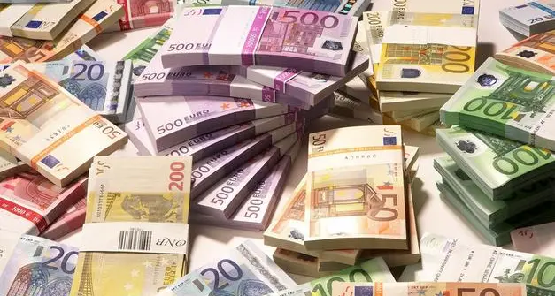 Val di Non: furto da 600mila euro in contanti in malga, silenzio davanti al gip