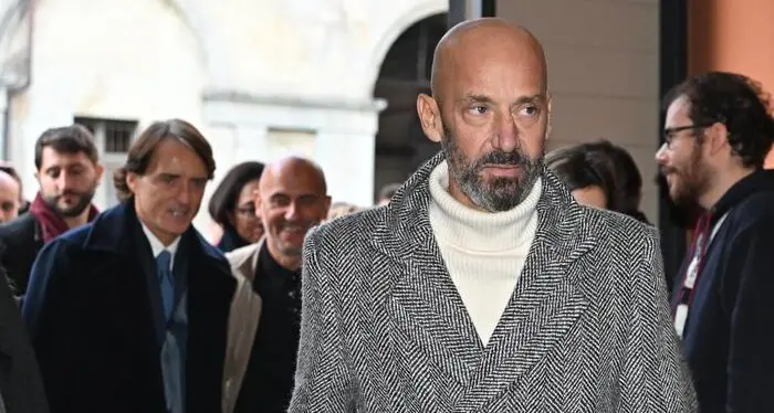 Vialli ricoverato a Londra, i familiari tornano in Italia