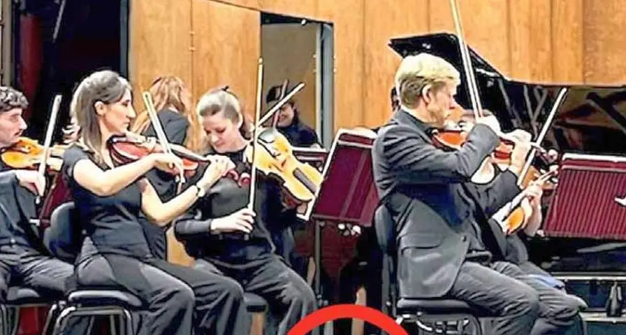 Piove sul palco dell’Auditorium, la Haydn ritarda il concerto e protesta