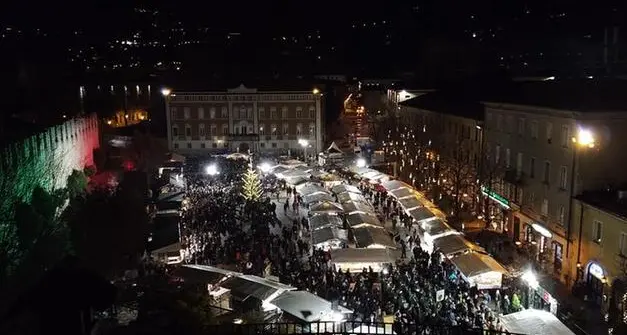 Trento: festività natalizie, tutti i parcheggi aggiuntivi nei piazzali delle scuole