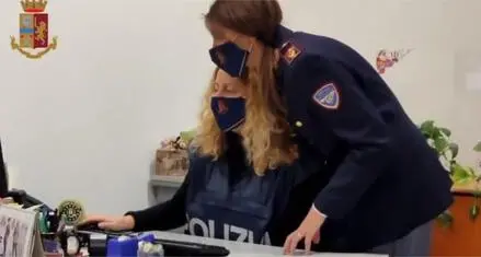Trieste: spingeva delle minorenni all’anoressia, denunciato un falso medico
