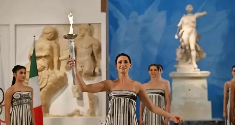 Antico rito Olimpia, si accende la fiamma Milano-Cortina