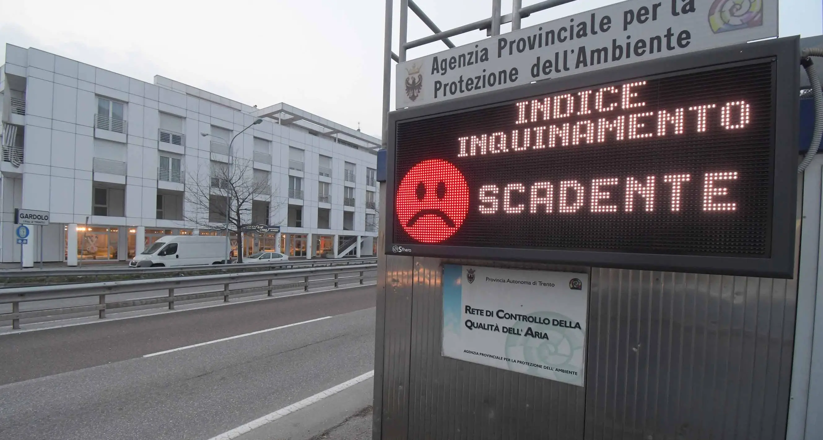 In Trentino lo smog è oltre i limiti da una settimana: l’inquinamento arriva dalla pianura