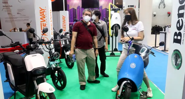 Ecobonus: da oggi, mercoledì 22 ottobre, al via le prenotazioni per comprare ciclomotori e motocicli elettrici