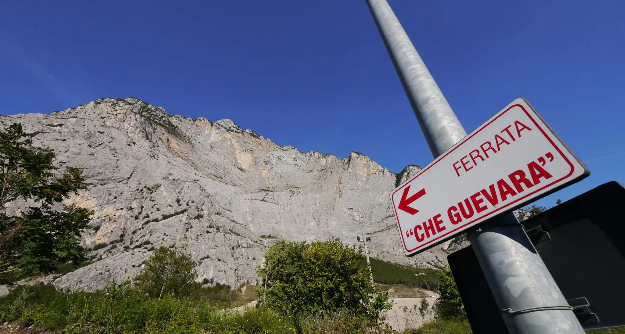 Ferrata Che Guevara, brutte notizie: rischio di chiusura per tutta l’estate
