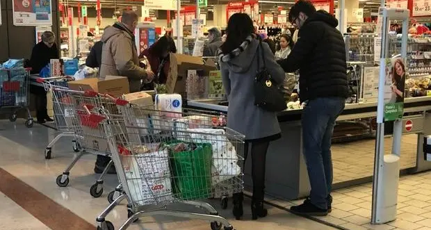 Contratto integrativo delle Famiglie Coop, la Federazione: “Non è più sostenibile”. Sindacati all’attacco: azioni anche legali
