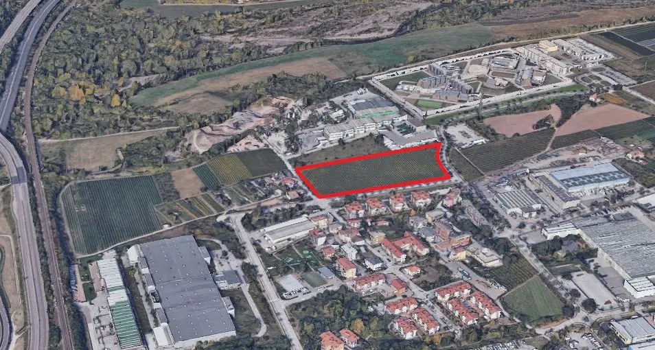 Capannoni al posto dei vigneti, ok della Provincia, ma in Comune è sbarramento contro l’affare Mak a Spini