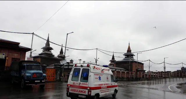 India: gru crolla su operai, almeno 14 morti nel Maharashtra