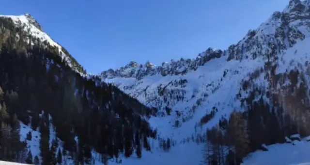 Incidenti montagna: morto scialpinista travolto da una valanga