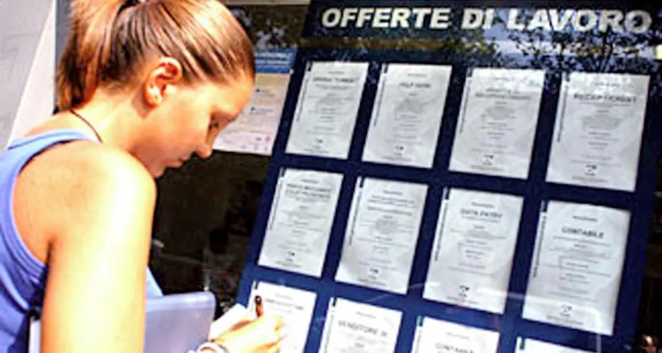 Industria trentina in caduta libera, sempre meno posti nel manufatturiero, l’allarme dei sindacati
