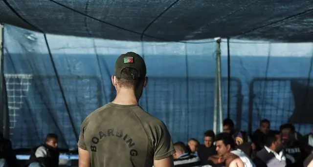 Tunisia: report Ue, pensare a missione anti trafficanti