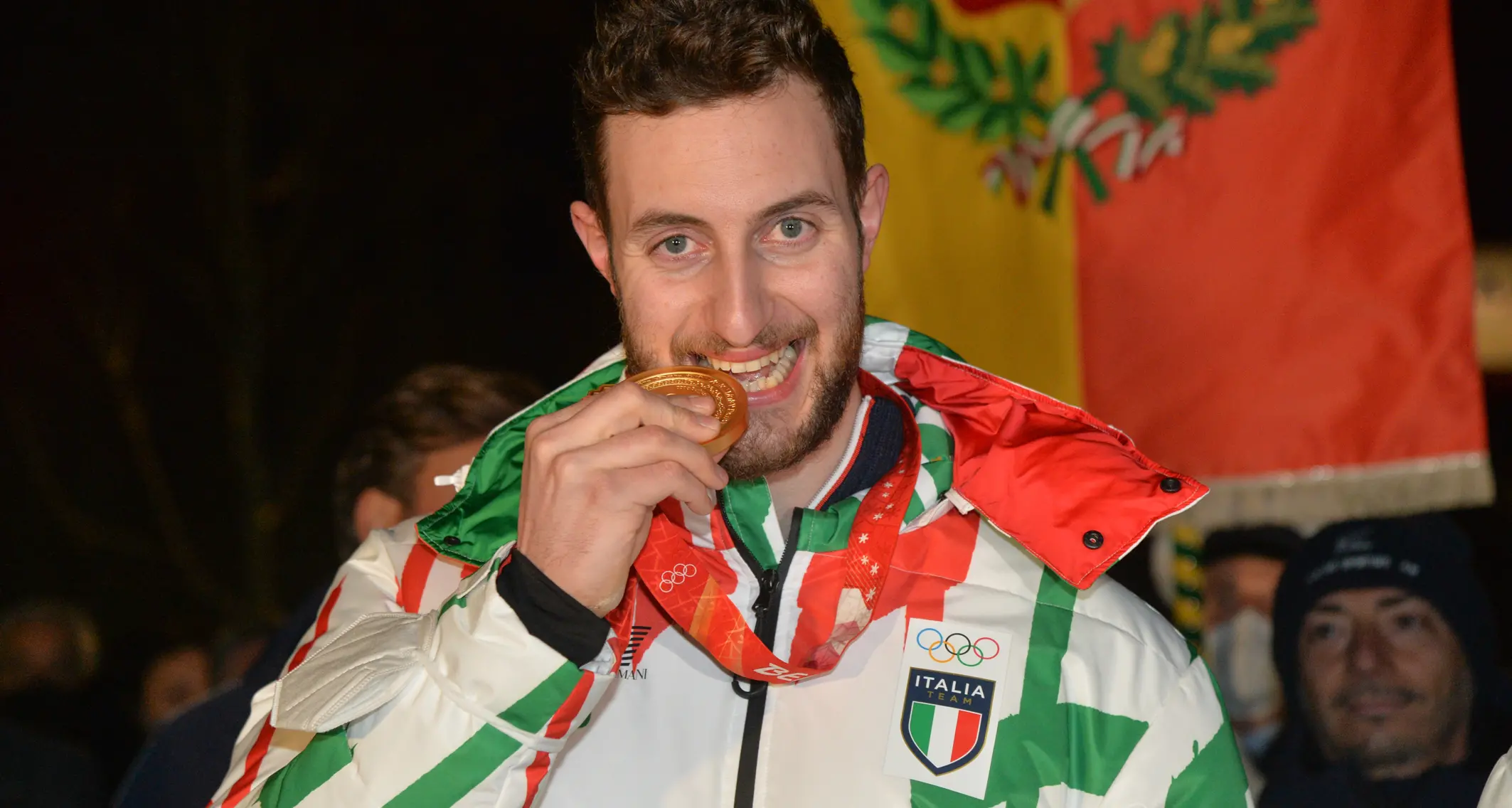 Che cosa fa Amos Mosaner adesso che le Olimpiadi sono finite? Ce lo spiega lui, insieme ai segreti del curling
