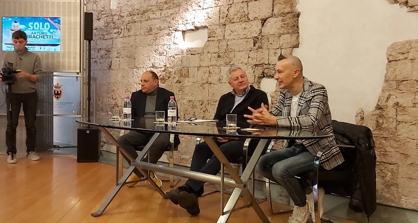Per Natale al teatro Sociale arriva il ciclone Brachetti: quattro spettacoli