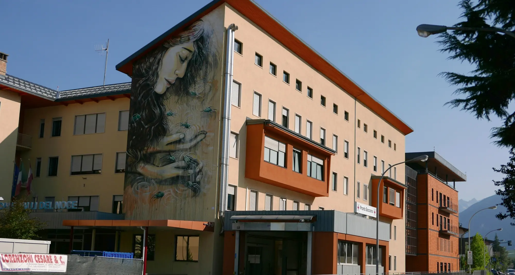 Primario di ginecologia a Cles, il vincitore rinuncia, Luca Zeni attacca la giunta e l’Azienda Sanitaria: «I bandi bisogna farli bene, altrimenti...»