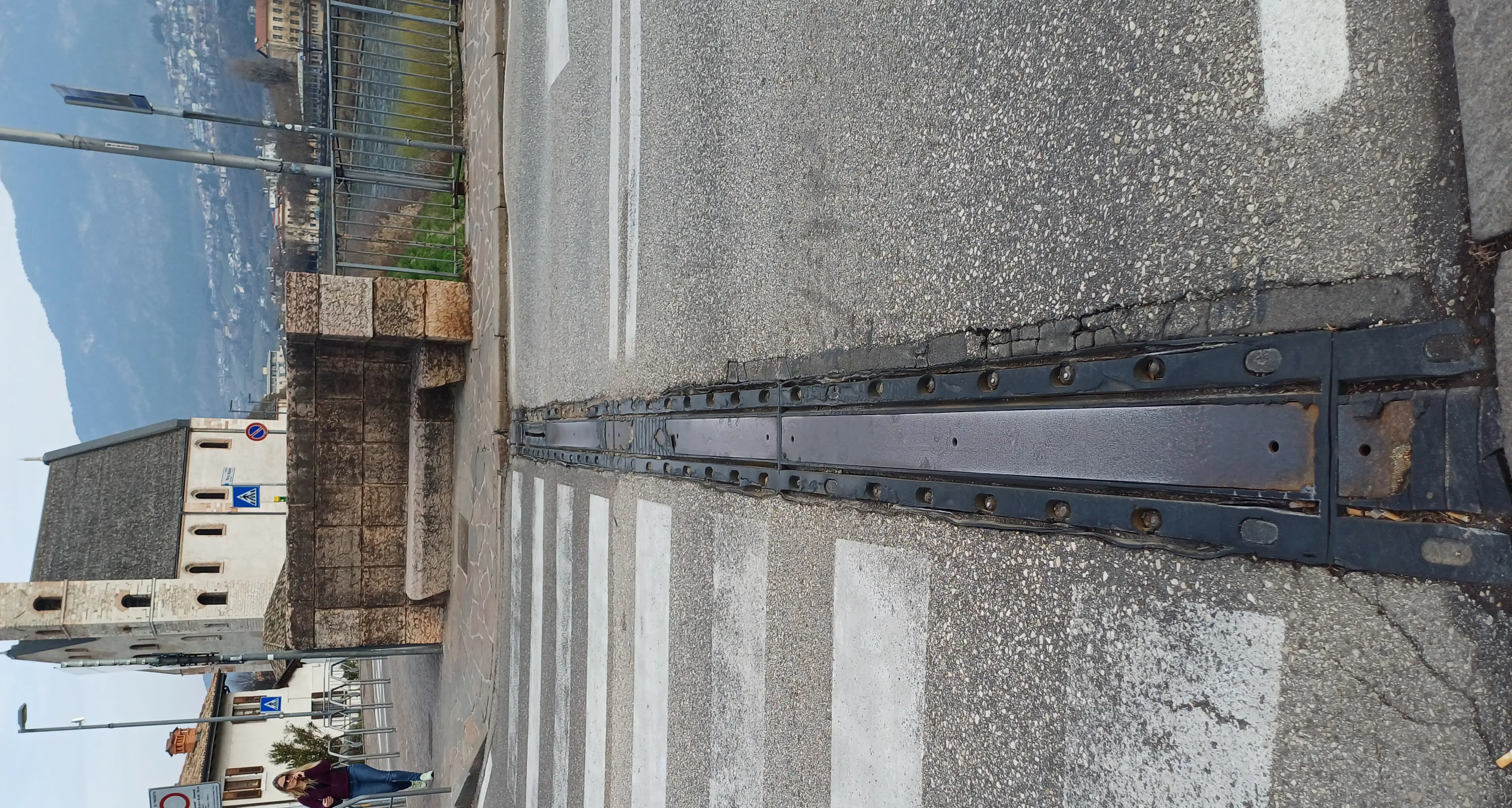 Ponte San Lorenzo, degradati i giunti stradali: manutenzione straordinaria con modifiche alla viabilità