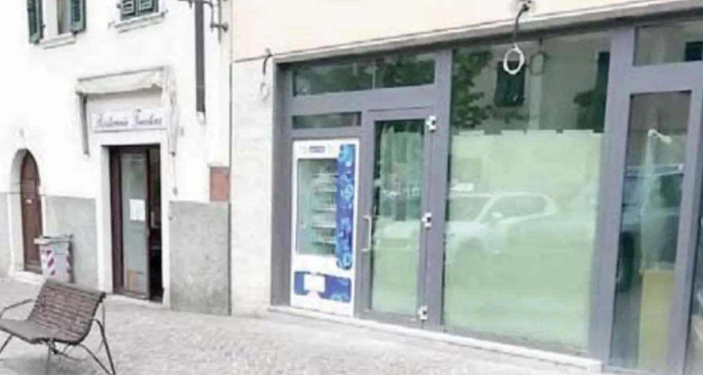 Spaccate e poca sicurezza a Gardolo, commercianti sempre più esasperati