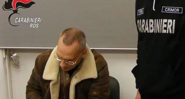 Mafia: perquisizioni a ex medico, accusato di aver favorito Messina Denaro