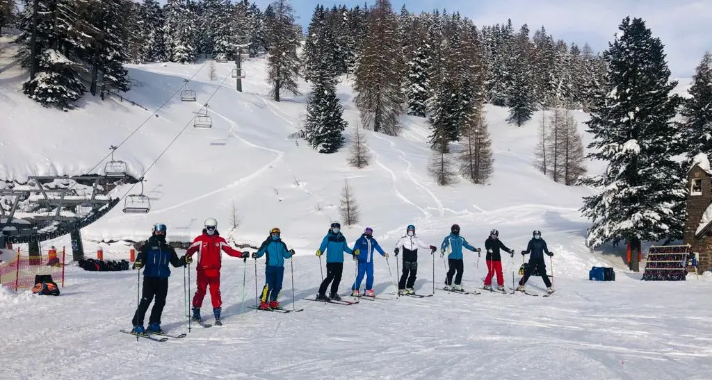 Senza lavoro e senza sostegni: il grido d’allarme dei maestri di sci del Trentino