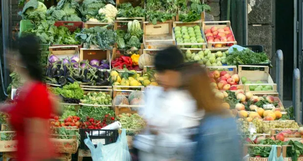 Aumenta l'acquisto di cibo low cost, l'allarme lanciato da Coldiretti