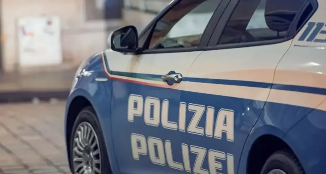 Un ragazzo di 25 anno accoltellato in centro a Bolzano: gli inquirenti sono sulle tracce degli aggressori