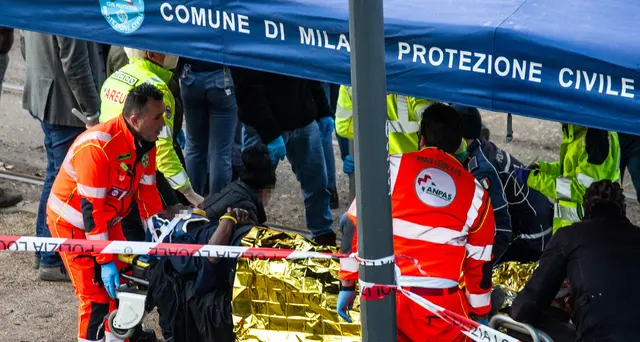 Il conducente del tram deragliato a Milano: 'Mi sono sentito male'