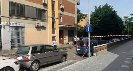 Modena, una bambina di 4 anni muore dopo essere caduta dal balcone