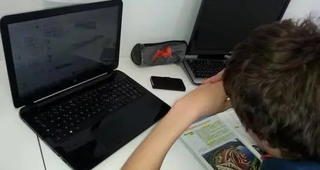 Dopo una indagine approfondita, la Fbk dimostra che d'estate c'è un calo di apprendimento negli studenti