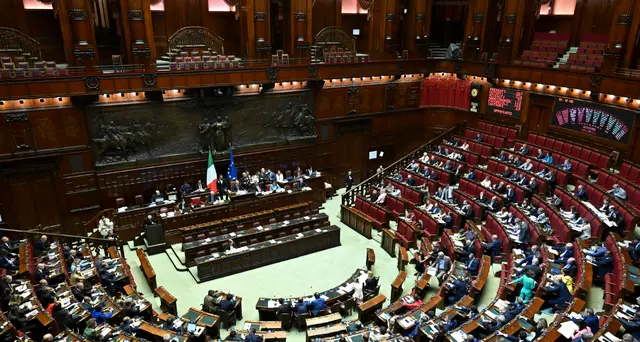 Salario minimo: ok della Camera alla sospensiva