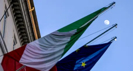 Pnrr: Fondi anche ai Comuni sotto i 50mila abitanti per energia rinnovabile
