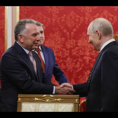 Conclusi dopo 3 ore i colloqui di Putin con Witkoff e Kushner