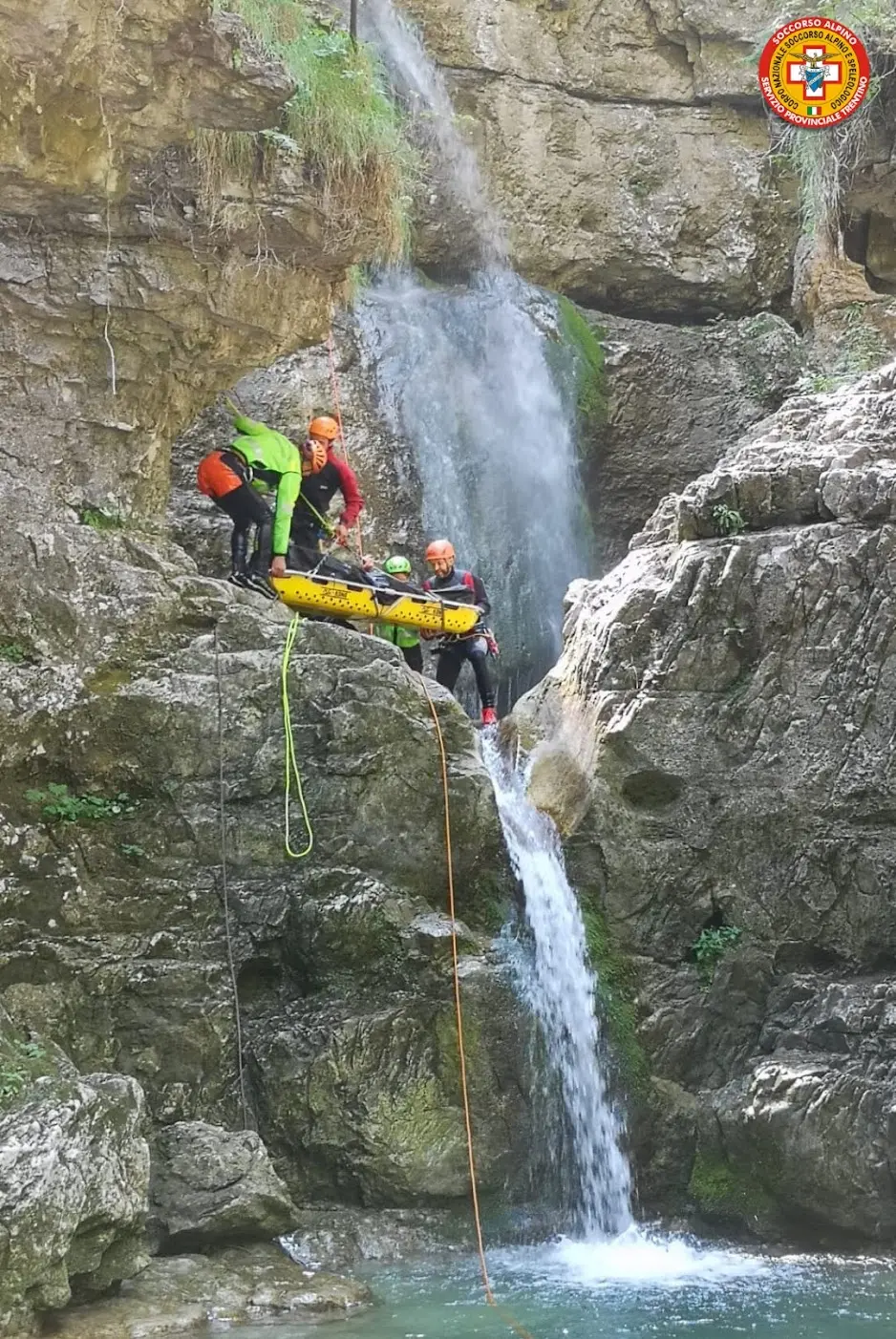 Si infortuna durante il canyoning in Val di Ledro, recuperato dal Soccorso alpino e portato al S.Chiara