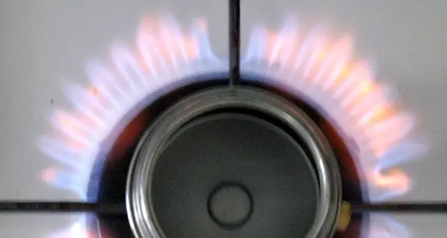 Consumi: oltre 1.850 euro per energia, gas e carburanti