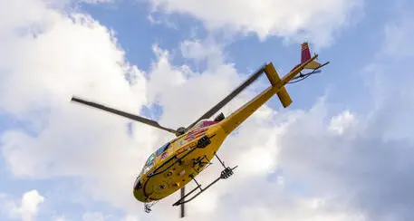 Perde il controllo del parapendio in Paganella, recuperato e portato all’ospedale Santa Chiara