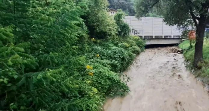 Temporali e maltempo, forte grandinata dalla val di Ledro a Riva ed Arco