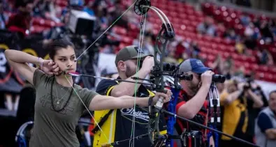 Tiro con l’arco indoor, una trentina la campionessa del mondo: Elisa Roner da sogno a Las Vegas