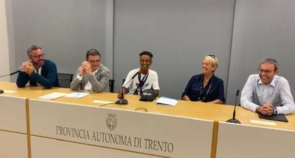 Yeman Crippa, festeggiato in Provincia: «Sono orgoglioso di essere trentino»