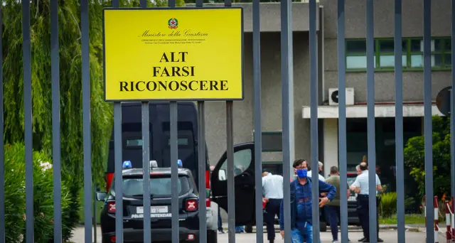 Violenze in carcere: ex ispettore Penitenziaria, 'fu un inferno'
