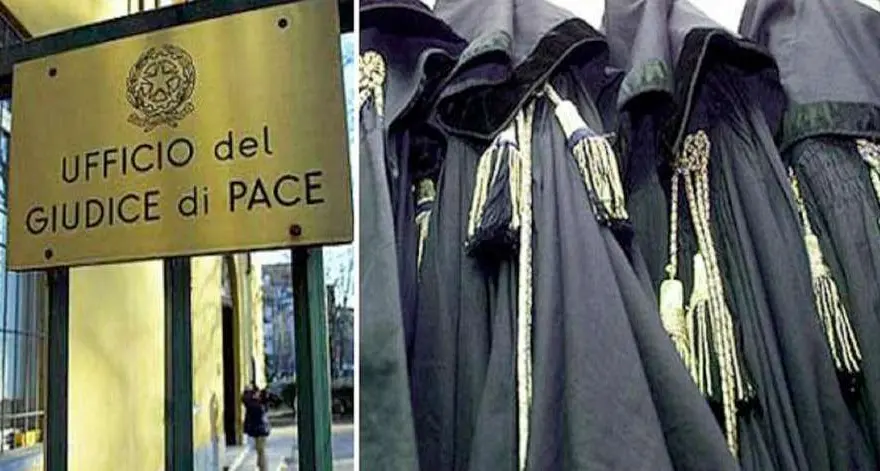 Lascia l’auto in un cortile privato, minacciata di morte: ad aggredire verbalmente la donna sono stati padre e figlio