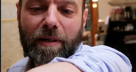Tentata rapina al ristoratore Rigotti: «Così mi hanno rincorso e preso a pugni e calci»